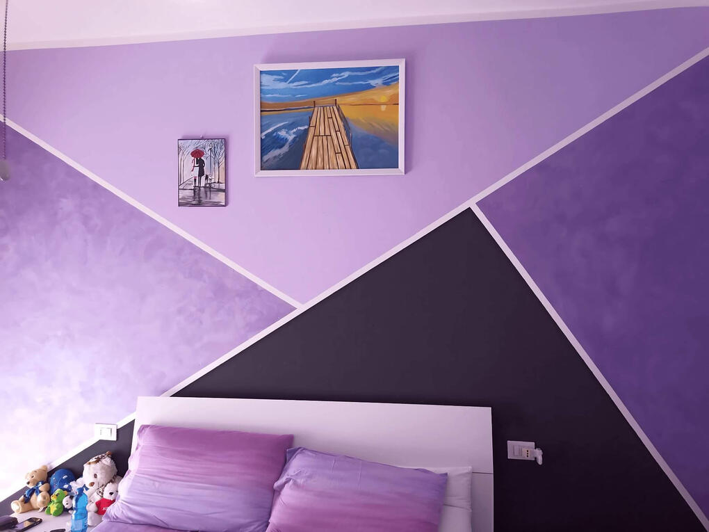 Verniciatura interni Motivo a triangoli con velature della Sikkens per camera da letto